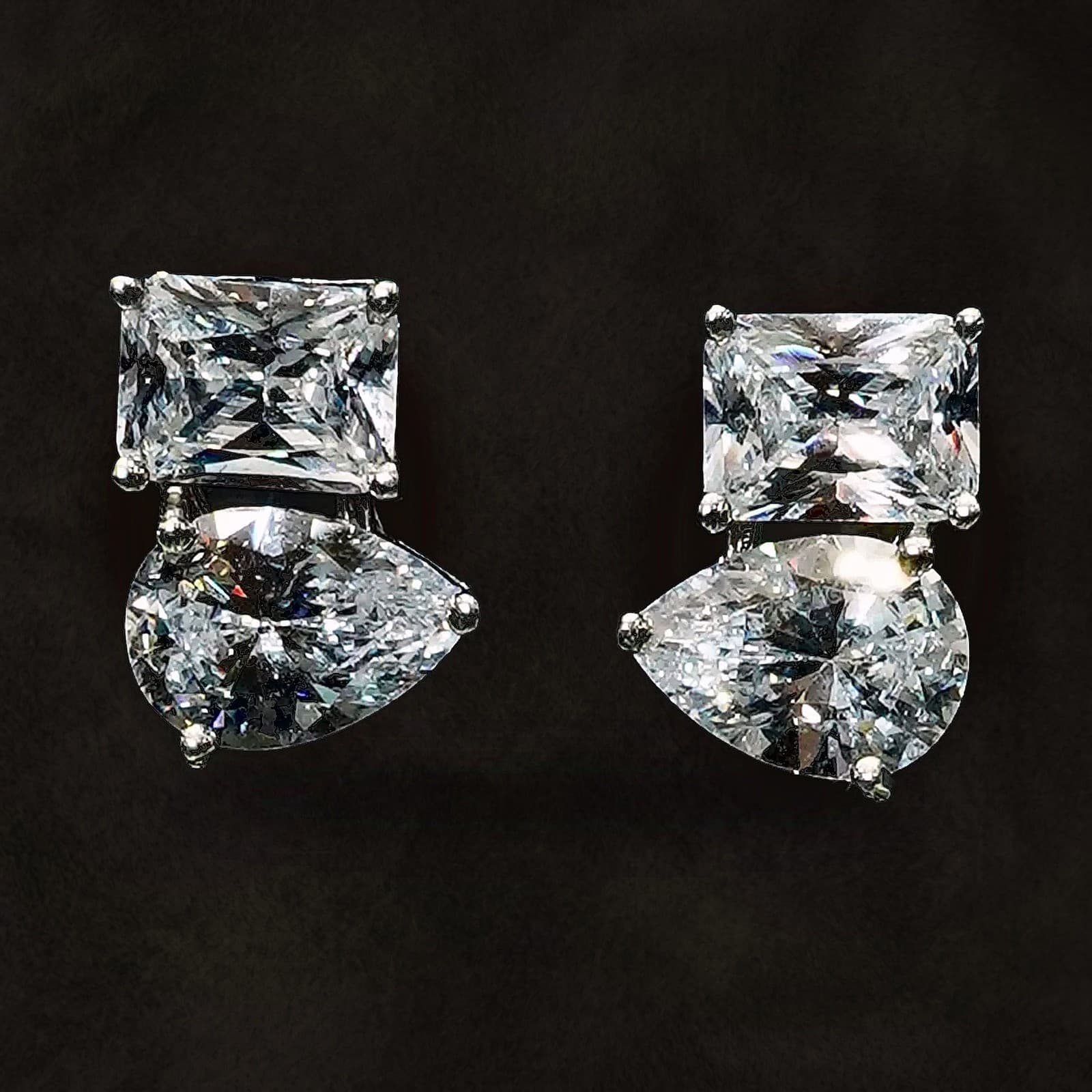 Duo Brilliance Stud