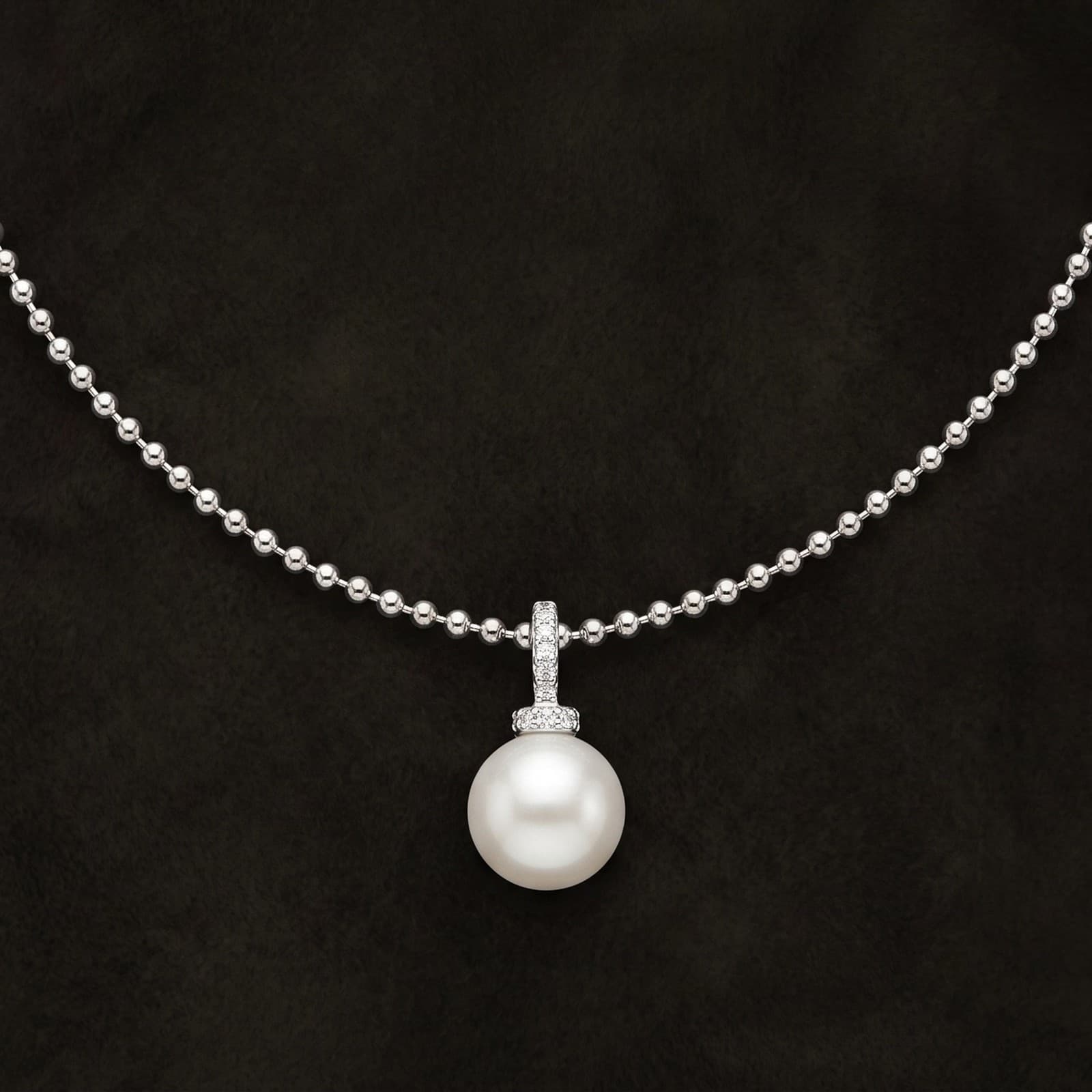 Luna Drop Pearl Chain