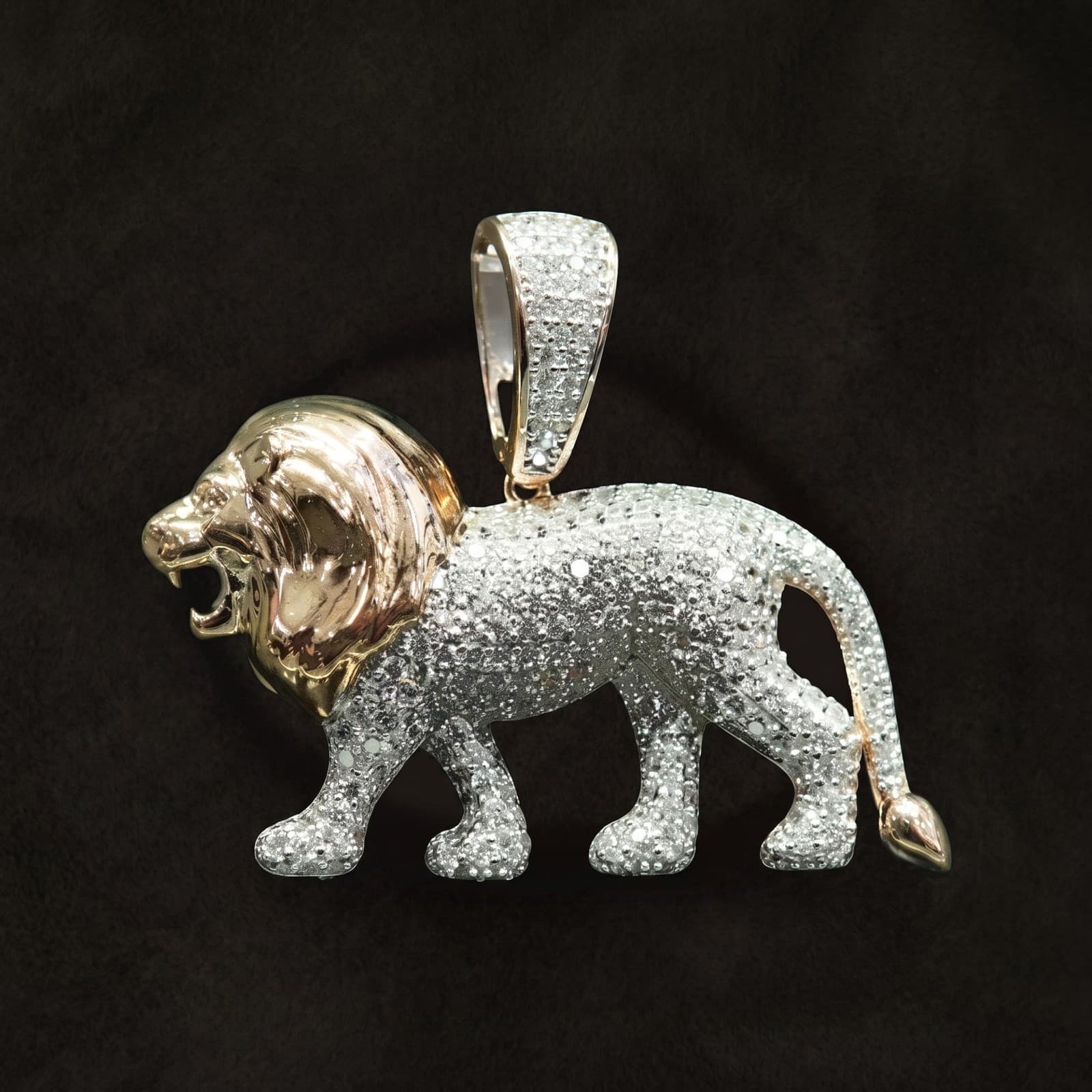 Regal Lion Pendant
