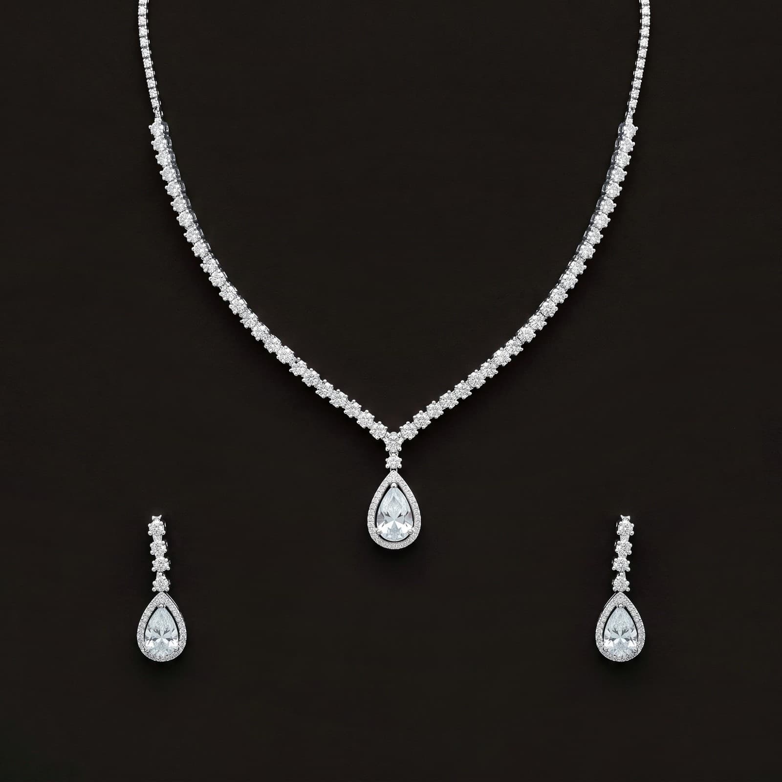 Teardrop Necklace Set